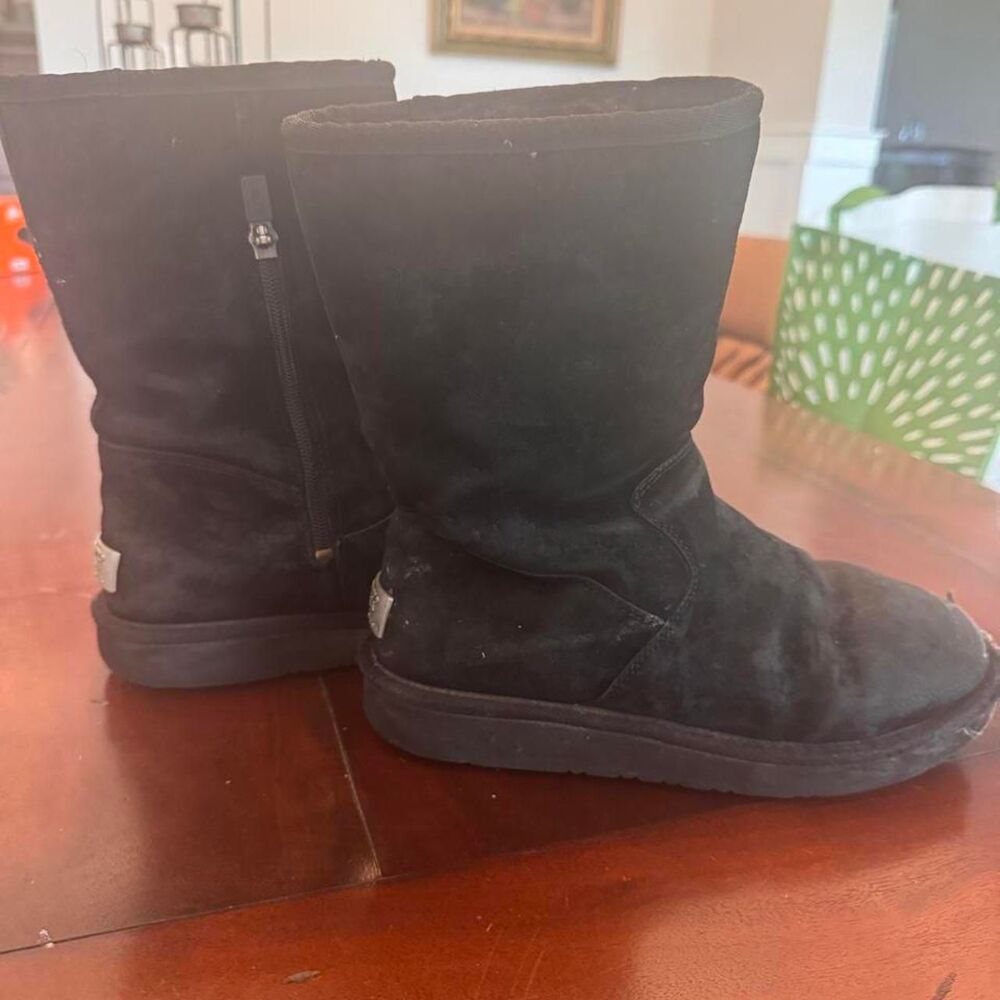 UGG Womens Black Suede Fleece Lined Mid Calf Boots Size 7
